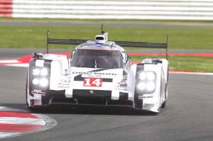 2014-6-Heures-de-Silverstone--3990-RED37321-3500x2333