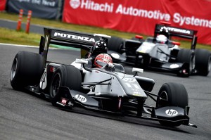 Super Formula Suzuka 2014 Vitantonio Liuzzi Koudai Tsukakoshi