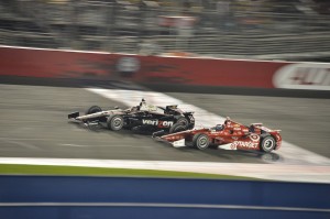 Kampf um die Spitze (c) Chris Owens/IndyCar Media