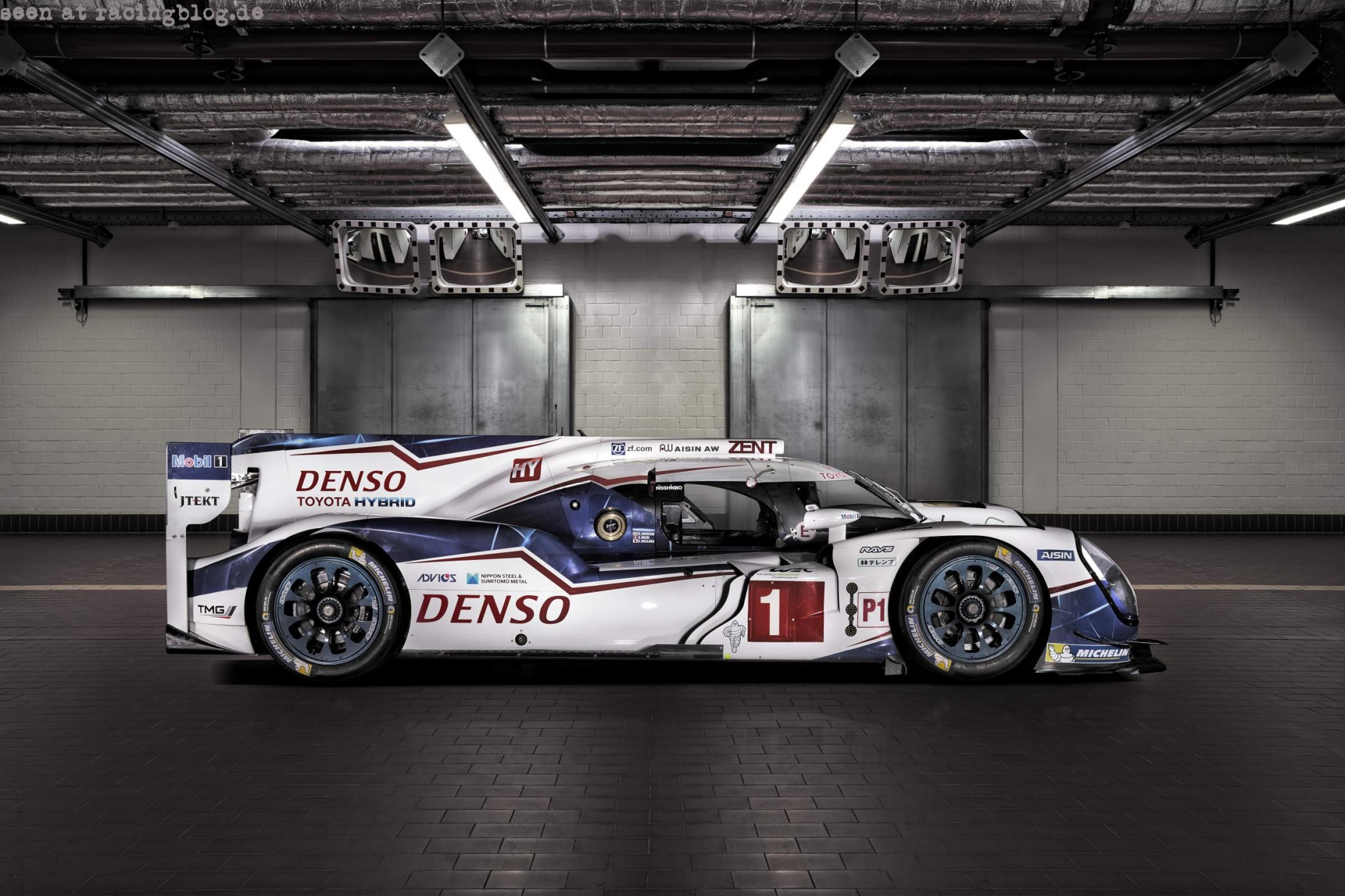 Toyota TS040 2015