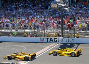 Zieleinlauf Indy 500 2014 (c) Mike Harding/IndyCar Media