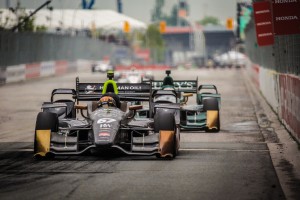 Newgarden vor Filippi (c) Shawn Gritzmacher/ IndyCar Media