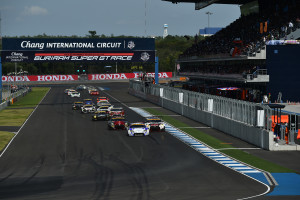 Super GT Thailand 2015 GT300 Start