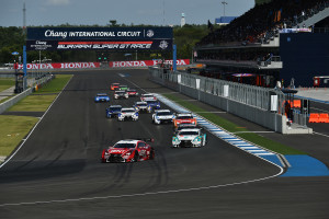 Super GT Thailand 2015 GT500 Start
