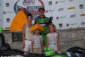 Sebastien Bourdais mit Famile (c) Chris Jones/IndyCar Media