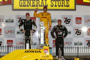 Ryan Hunter-Reay, Josef Newgarden und sage Karam auf dem Podium (c) Chris Jones/IndyCar Media