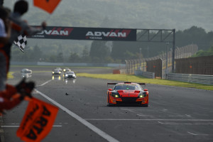 Super GT Fuji 2015 GT300 Finish