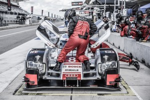 Car #8 / AUDI SPORT TEAM JOEST (DEU) / Audi R18 e-tron quattro Hybrid / Lucas Di Grassi (BRA) / Loic Duval (FRA) / Oliver Jarvis (GBR) Free Practice 3 - 6 Hours of COTA at Circuit Of The Americas - Austin - Texas - USA Free Practice 3 - 6 Hours of COTA at Circuit Of The Americas - Austin - Texas - USA