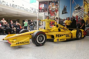 Helio Castroneves Retro-Lackierung (c) IndyCar Media/Joe Skibinski
