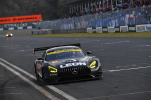 Super GT Okayama 2016 Leon Cvstos AMG-GT Finish