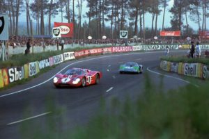 Der Mk.IV des Sieger-Duos Gurny / Foyt in den Esses, 1967