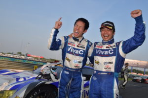 super-gt-2016-buriram-gt300-winner-takeshi-tsuchiya-takamitsu-matsui