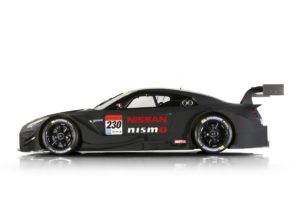 nissan-gt-r-side