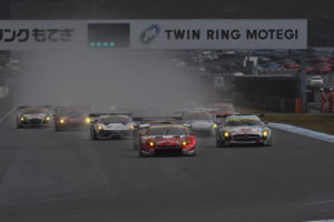 super-gt-motegi-2015-gt300-start