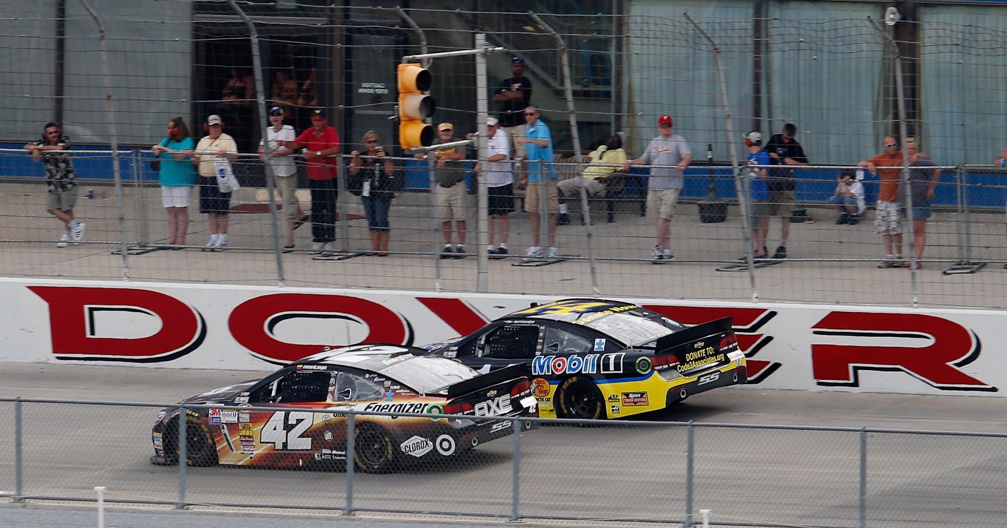 Juan-Pablo-Montoya-NASCAR-Fed-Ex-Autism-Speaks-400