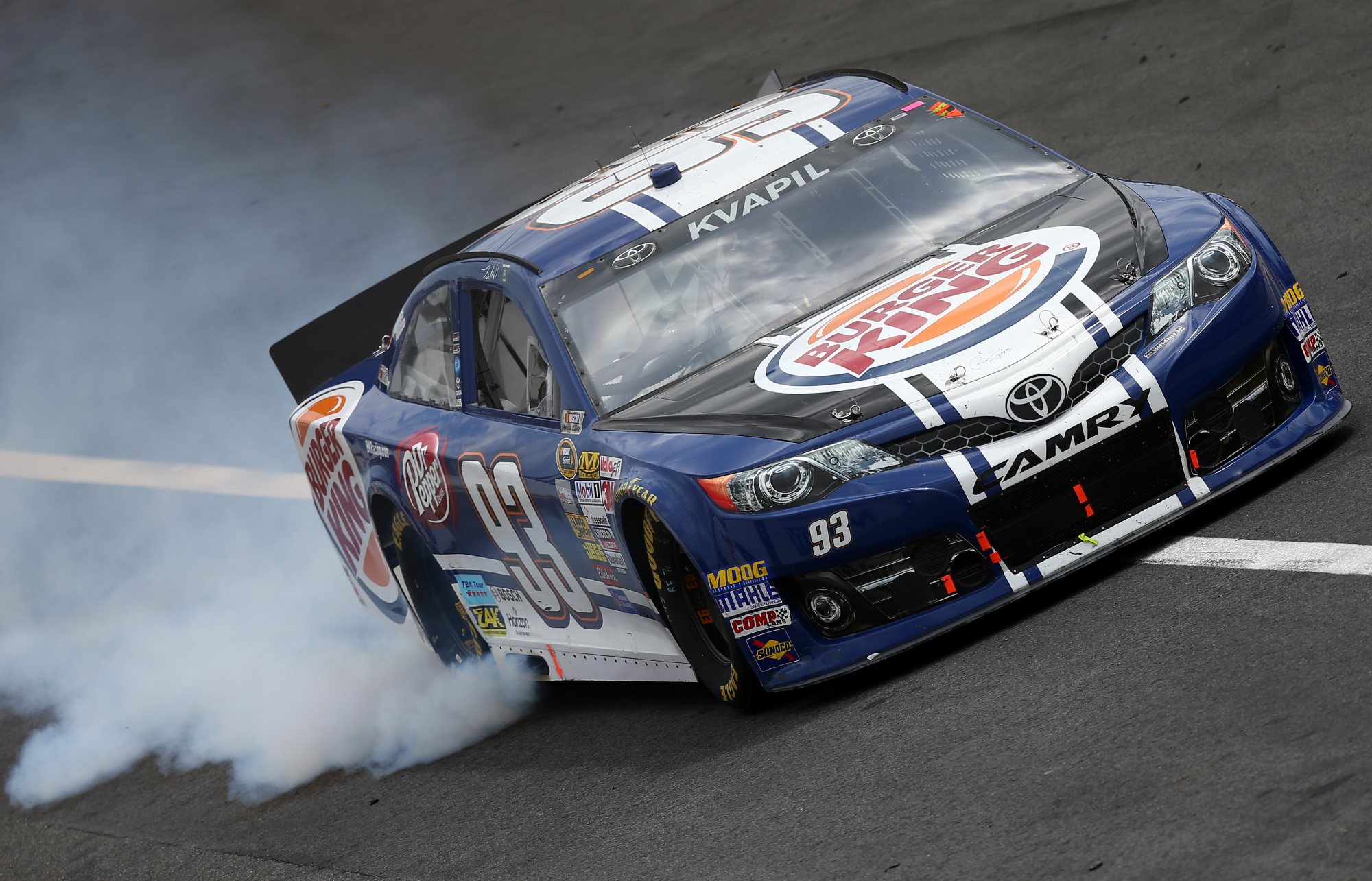 Travis-Kvapil-NASCAR-Fed-Ex-Autism-Speaks-400
