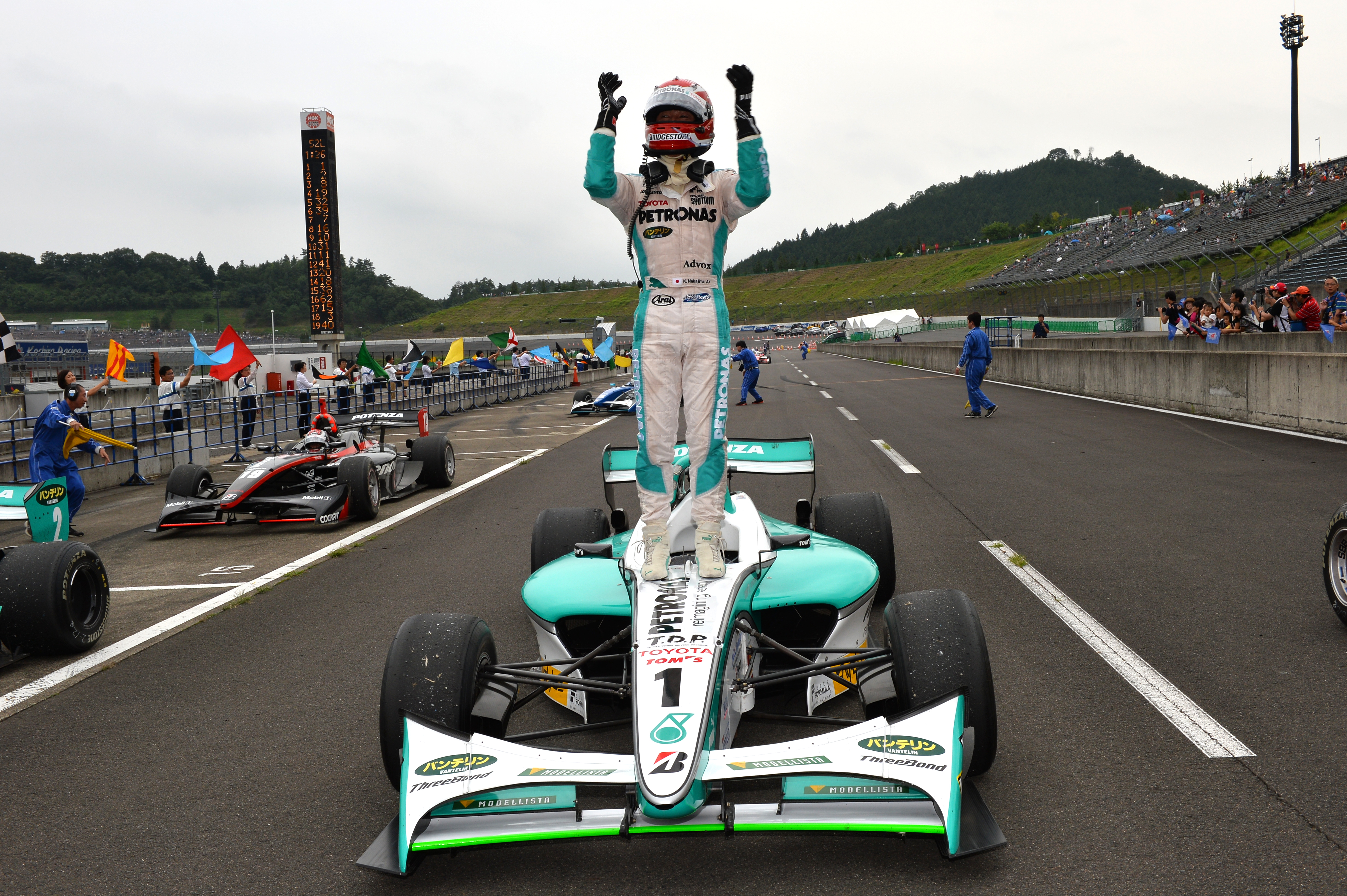 Super Formula Motegi 2013 Kazuki Nakajima Victory