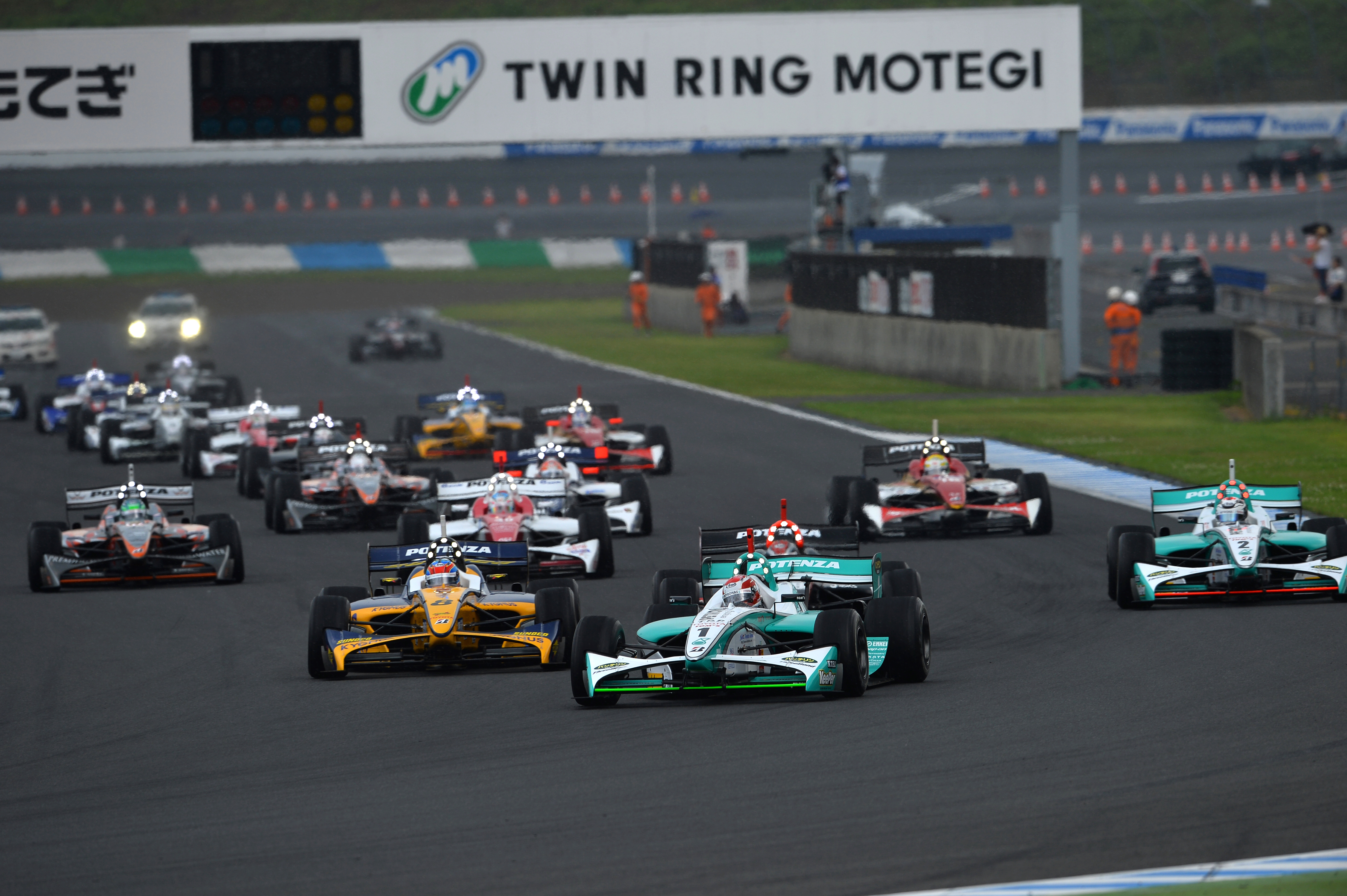 Super Formula Motegi 2013 Start