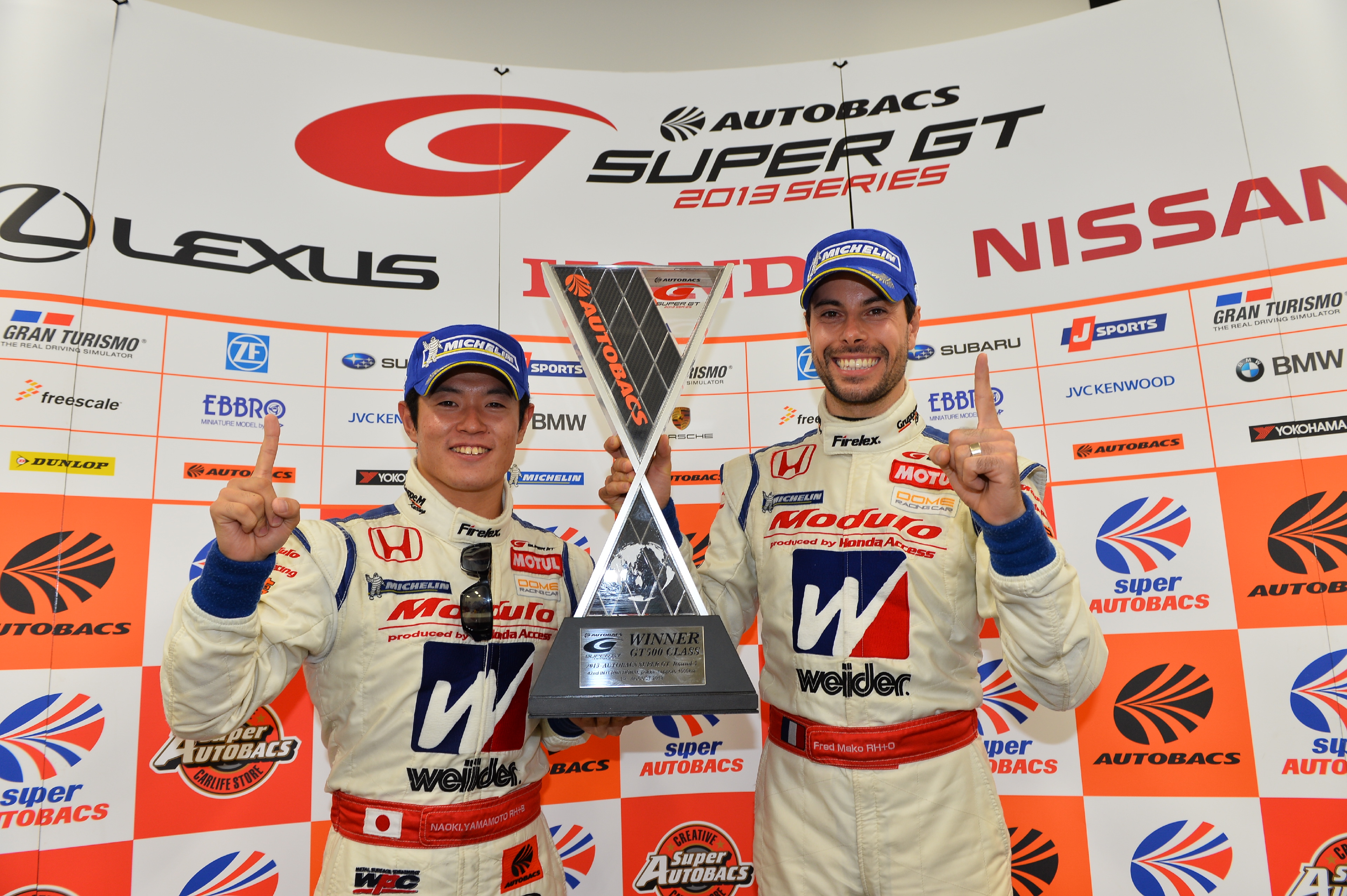 Super GT Suzuka 2013 GT500 Winners Naoki Yamamoto Frederic Makowiecki