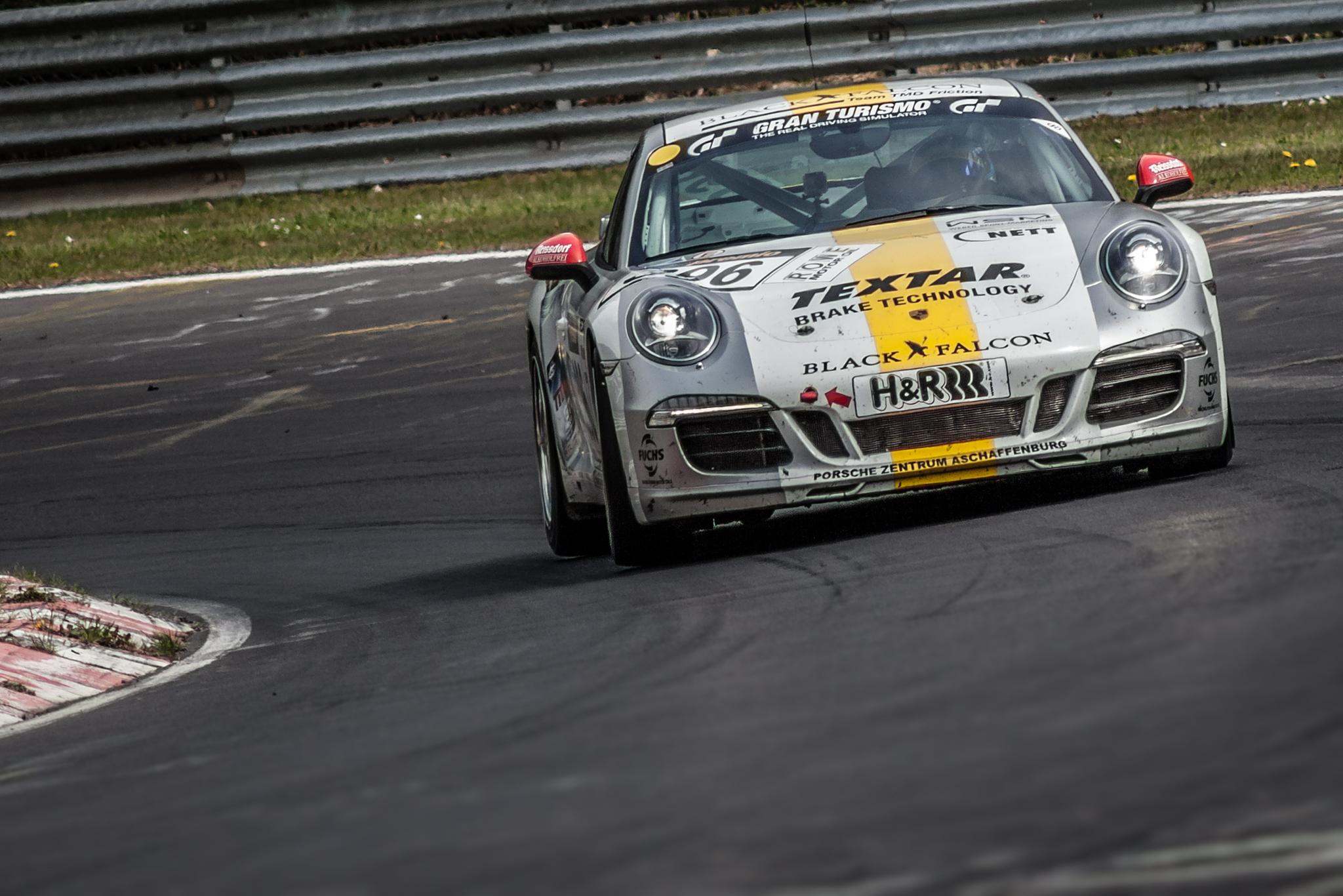 ChristianSchickFotografie_Nordschleife_VLN_2014_04_26_BLACK FALCON Team TMD Friction