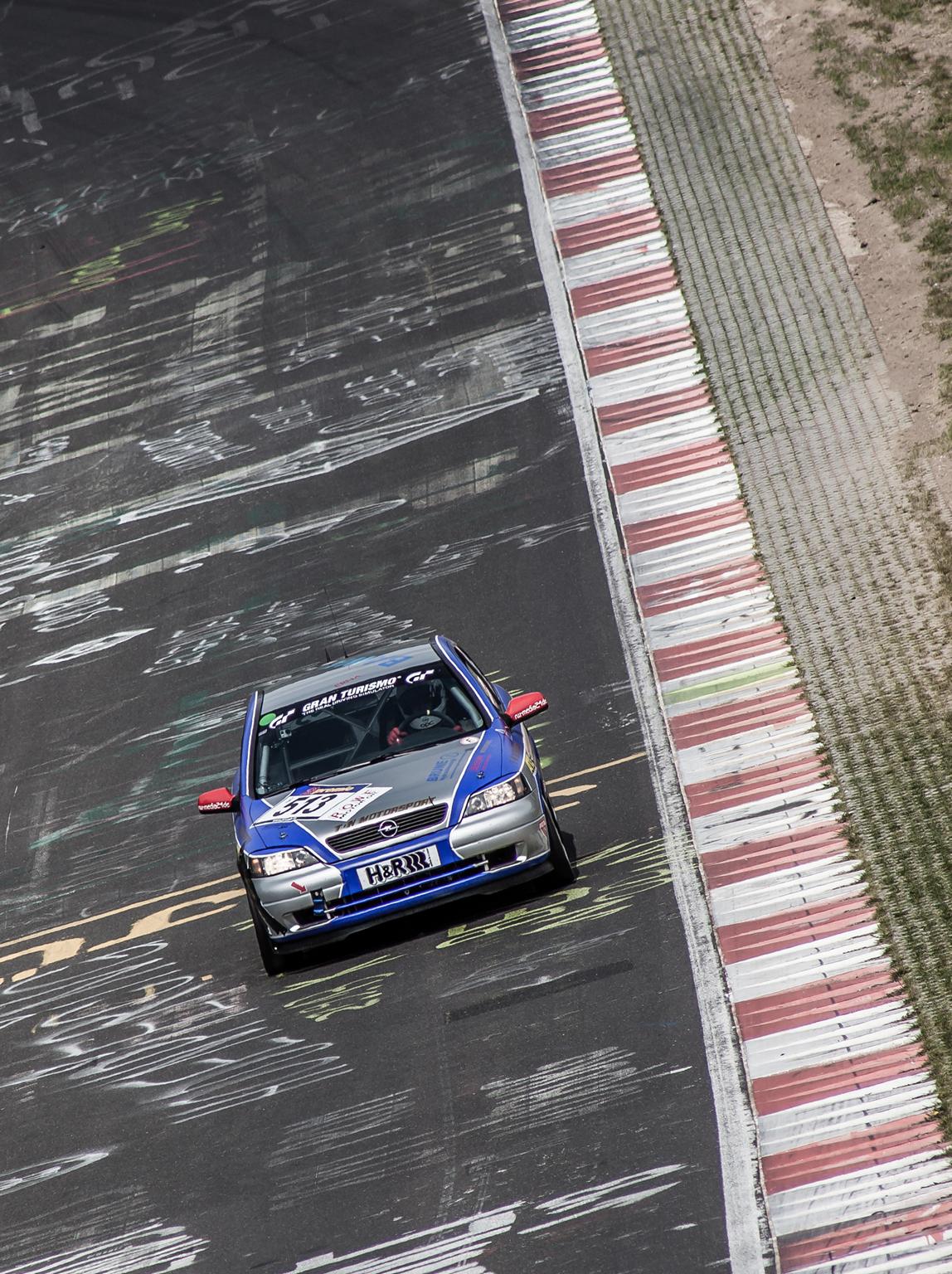ChristianSchickFotografie_Nordschleife_VLN_2014_04_26_Erna