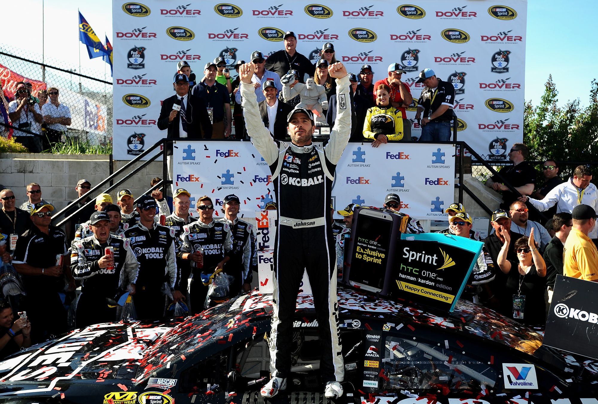 FedEx 400 Benefiting Autism Speaks