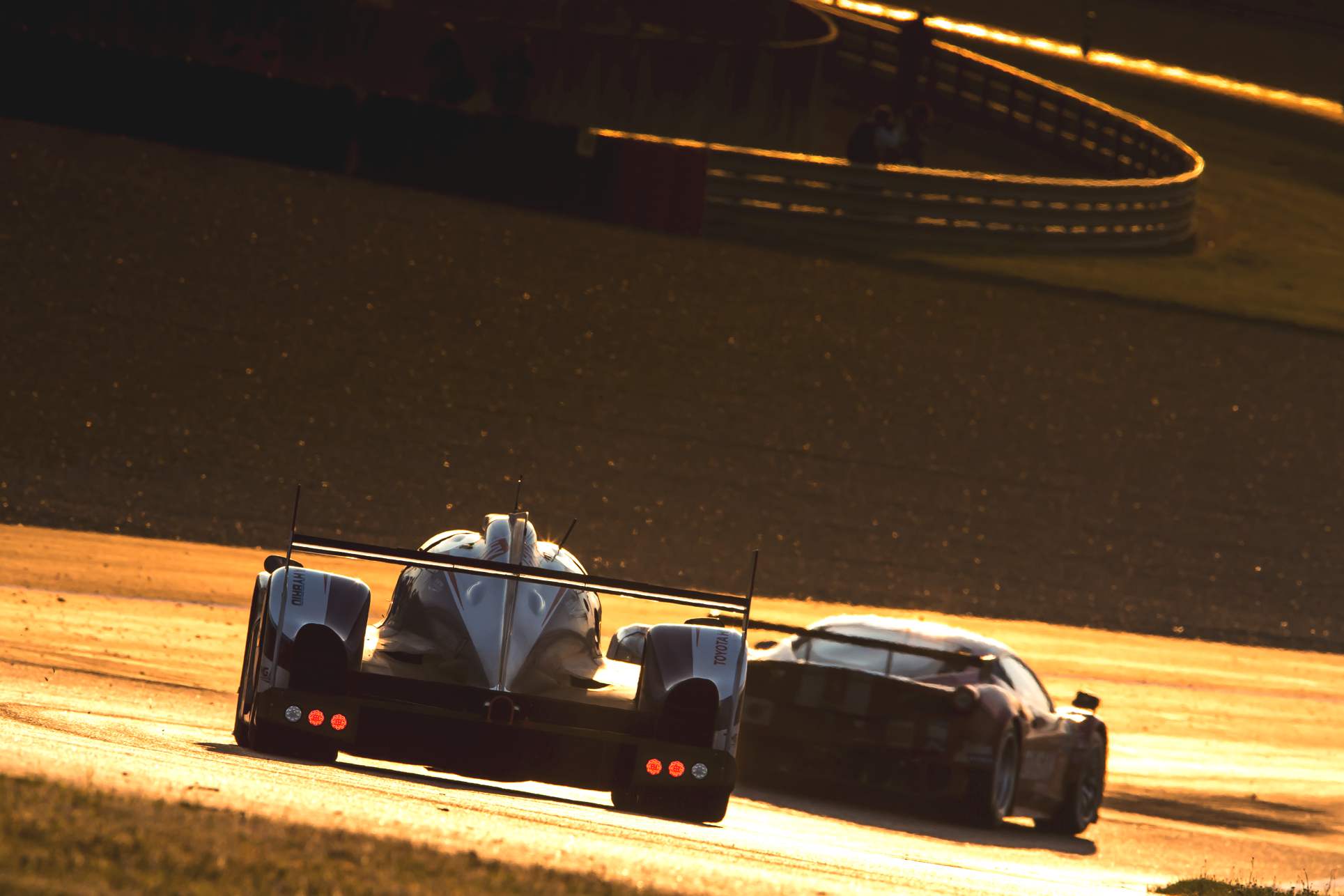 2014-24-Heures-du-Mans-24-gt3-8723