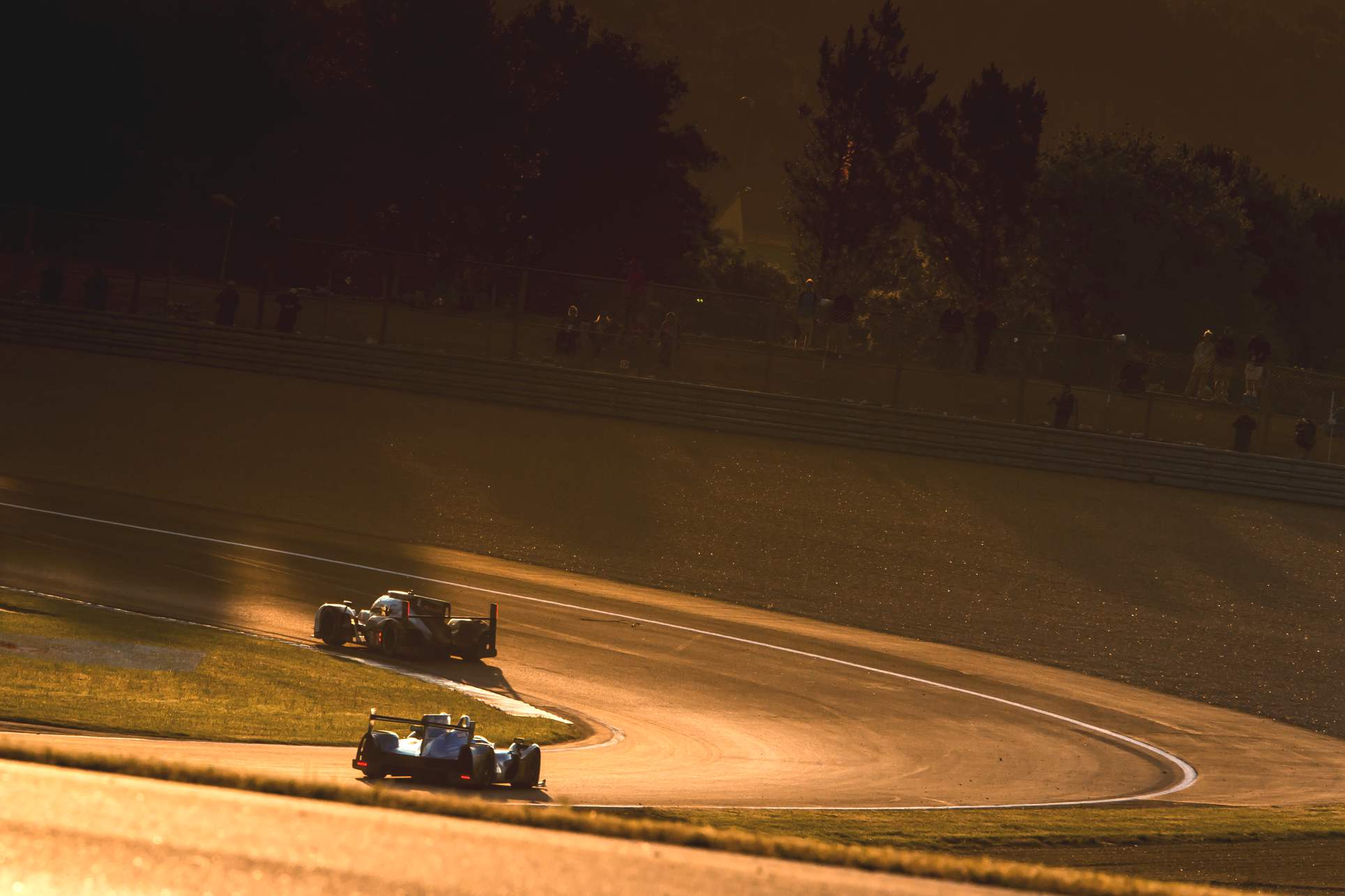 2014-24-Heures-du-Mans-24-gt3-8770