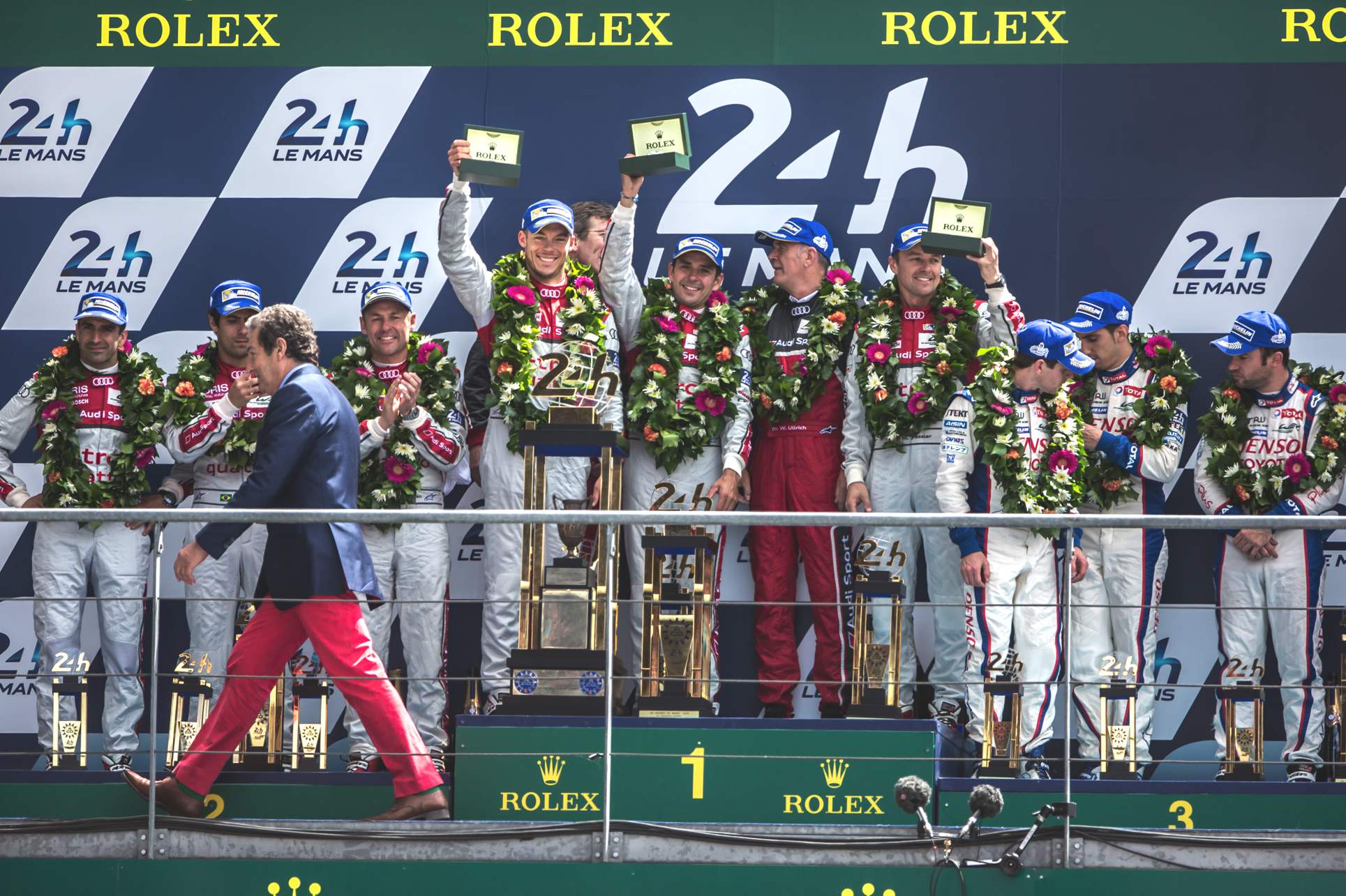 2014-24-Heures-du-Mans-24-gt3-9433