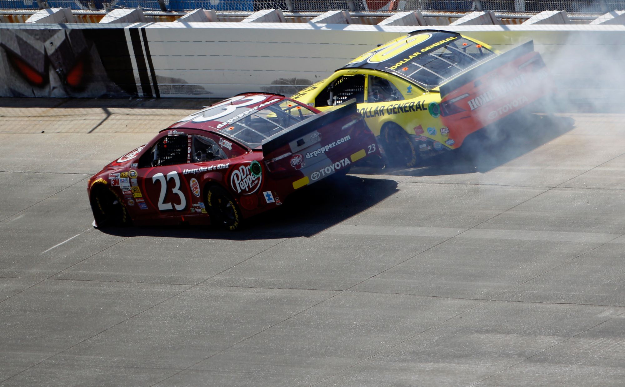 FedEx 400 Benefiting Autism Speaks