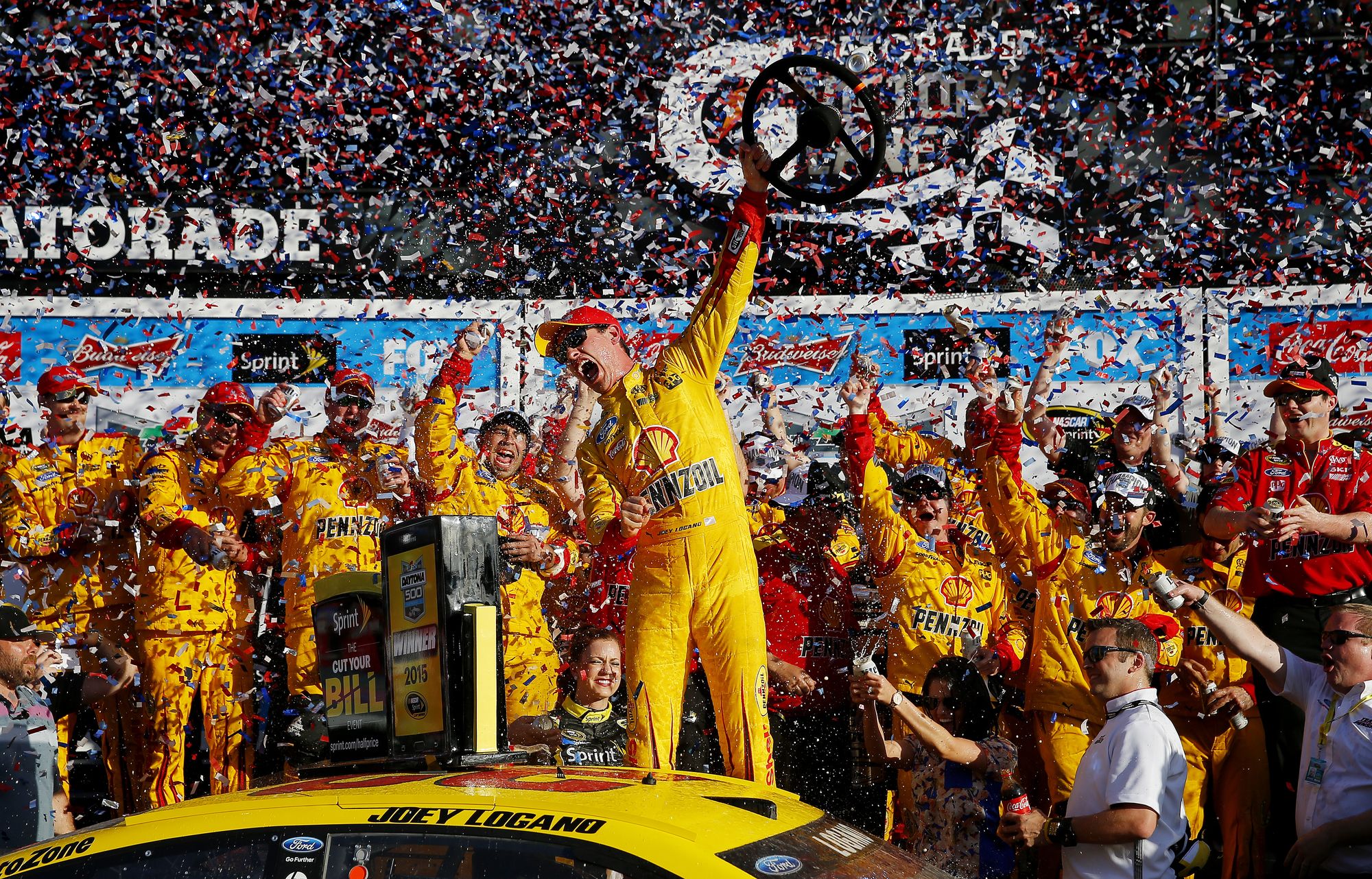 NSCS_DAYTONA500_022215_Logano_VL Daytona 500 2015