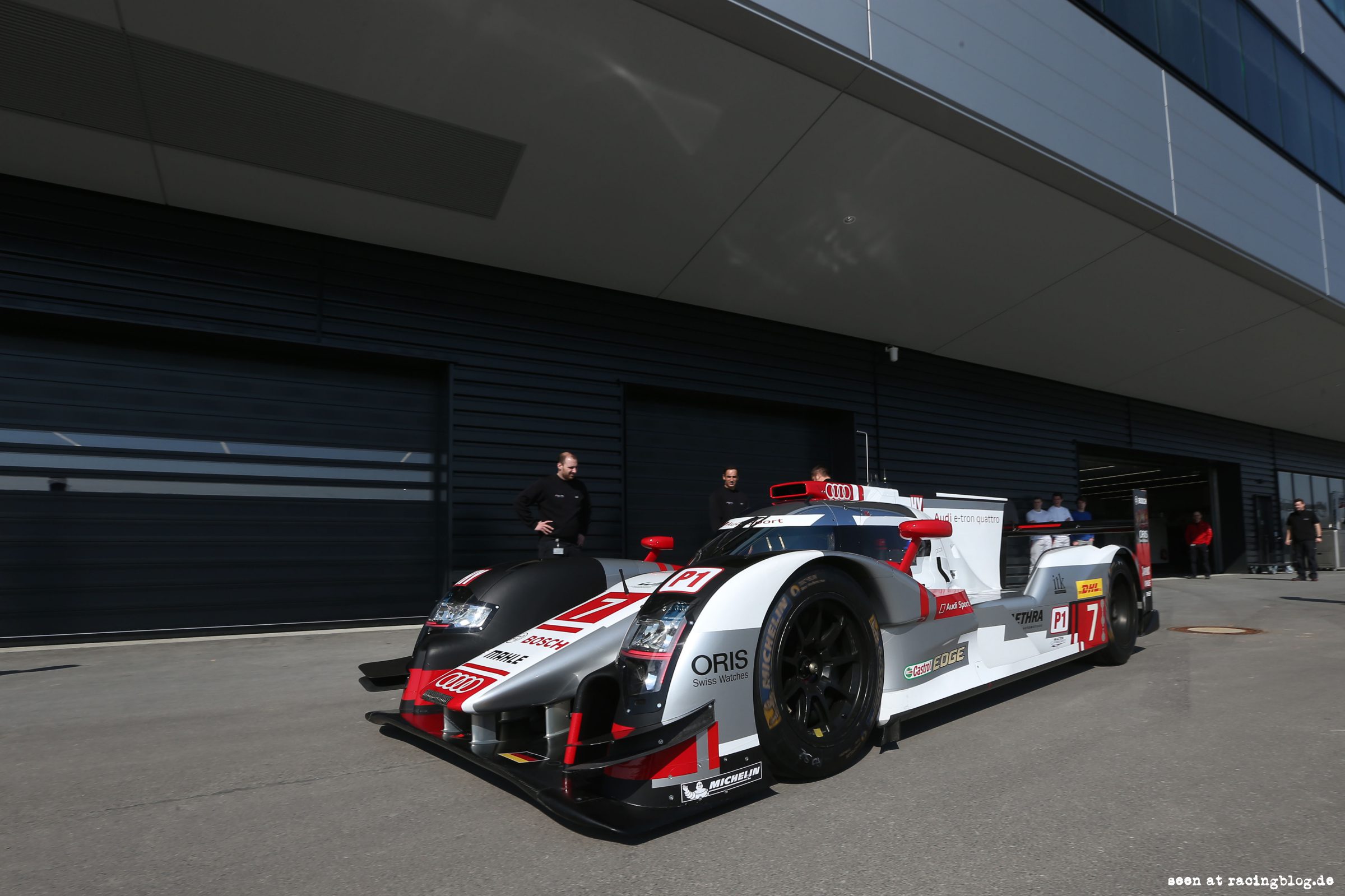 Audi Sport warm up 2015 Audi R18 e-tron 2015