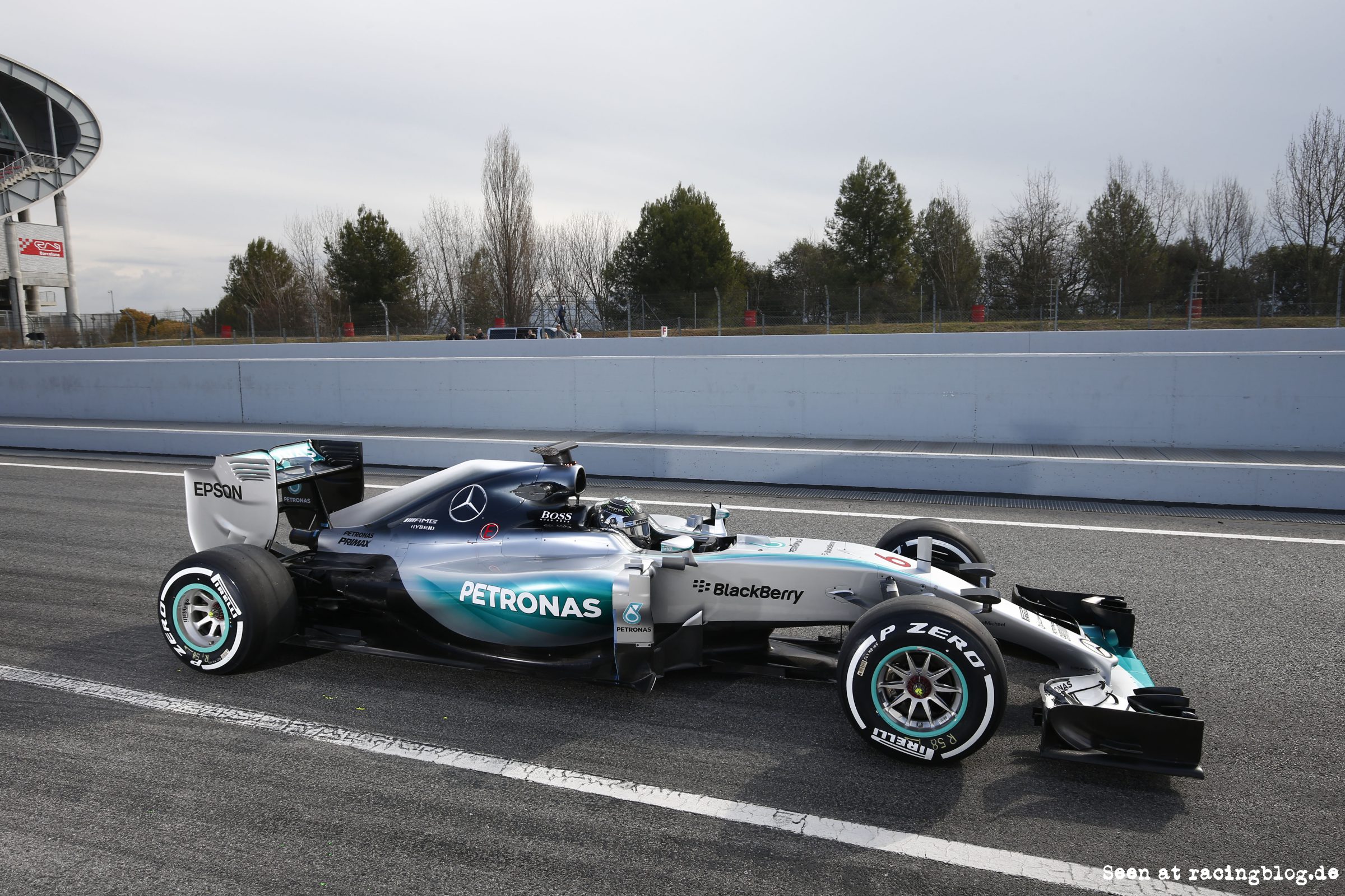 F1_Test_Barcelona2_2015_14