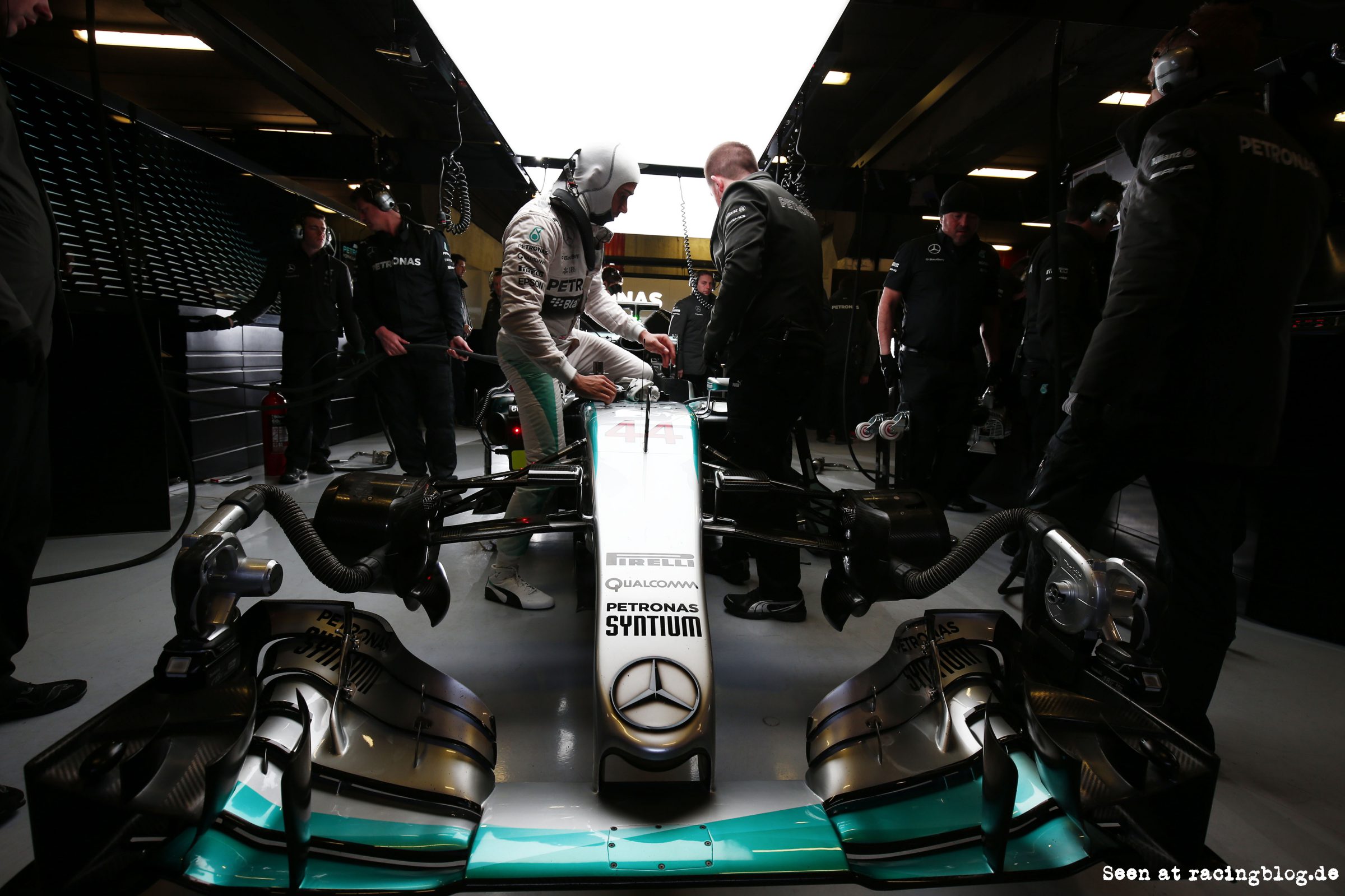 F1_Test_Barcelona2_2015_15