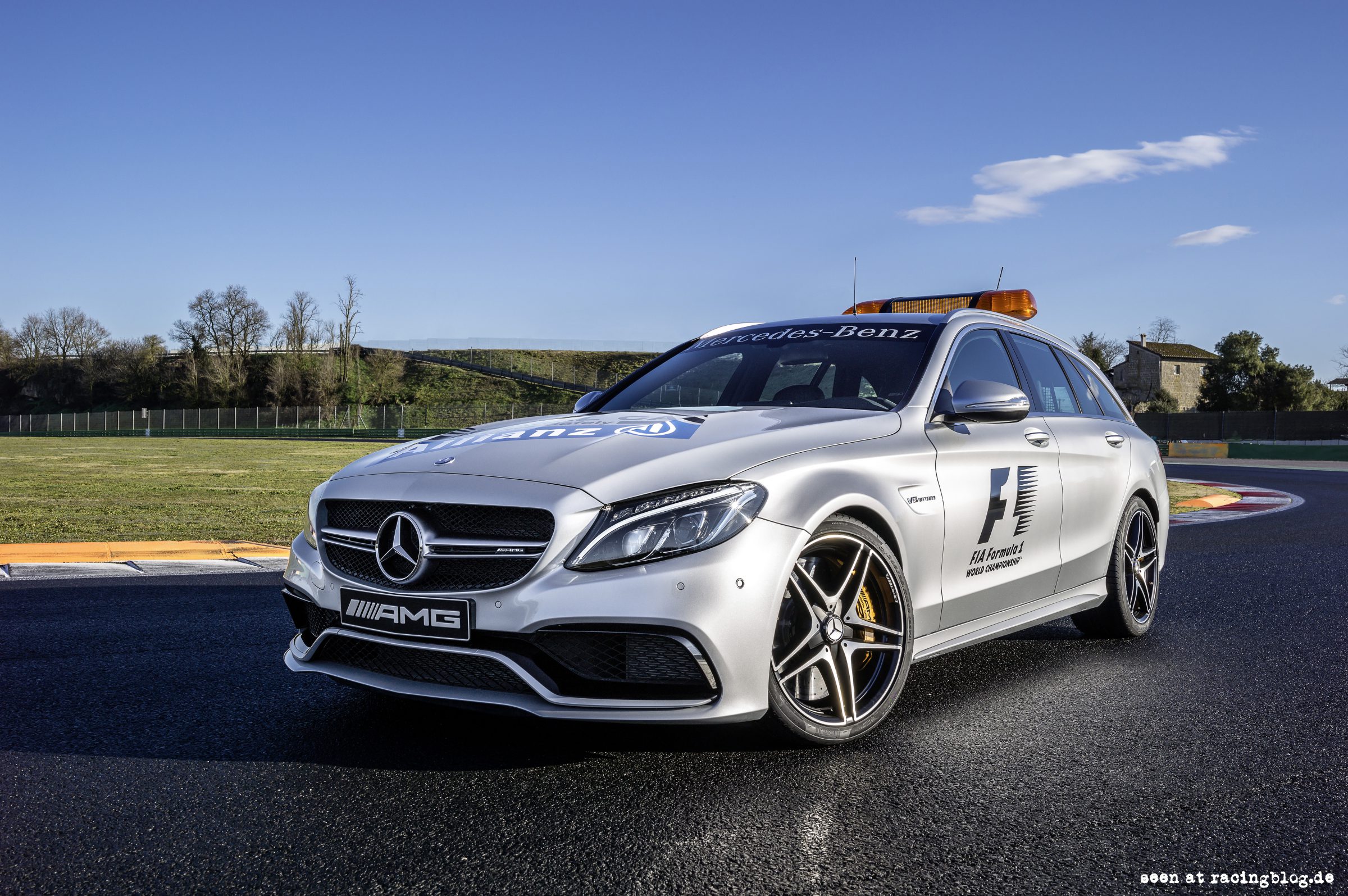 Mercedes-AMG C 63 S T-Modell als Official Medical Car der FIA Fo AMG GT Medical Car