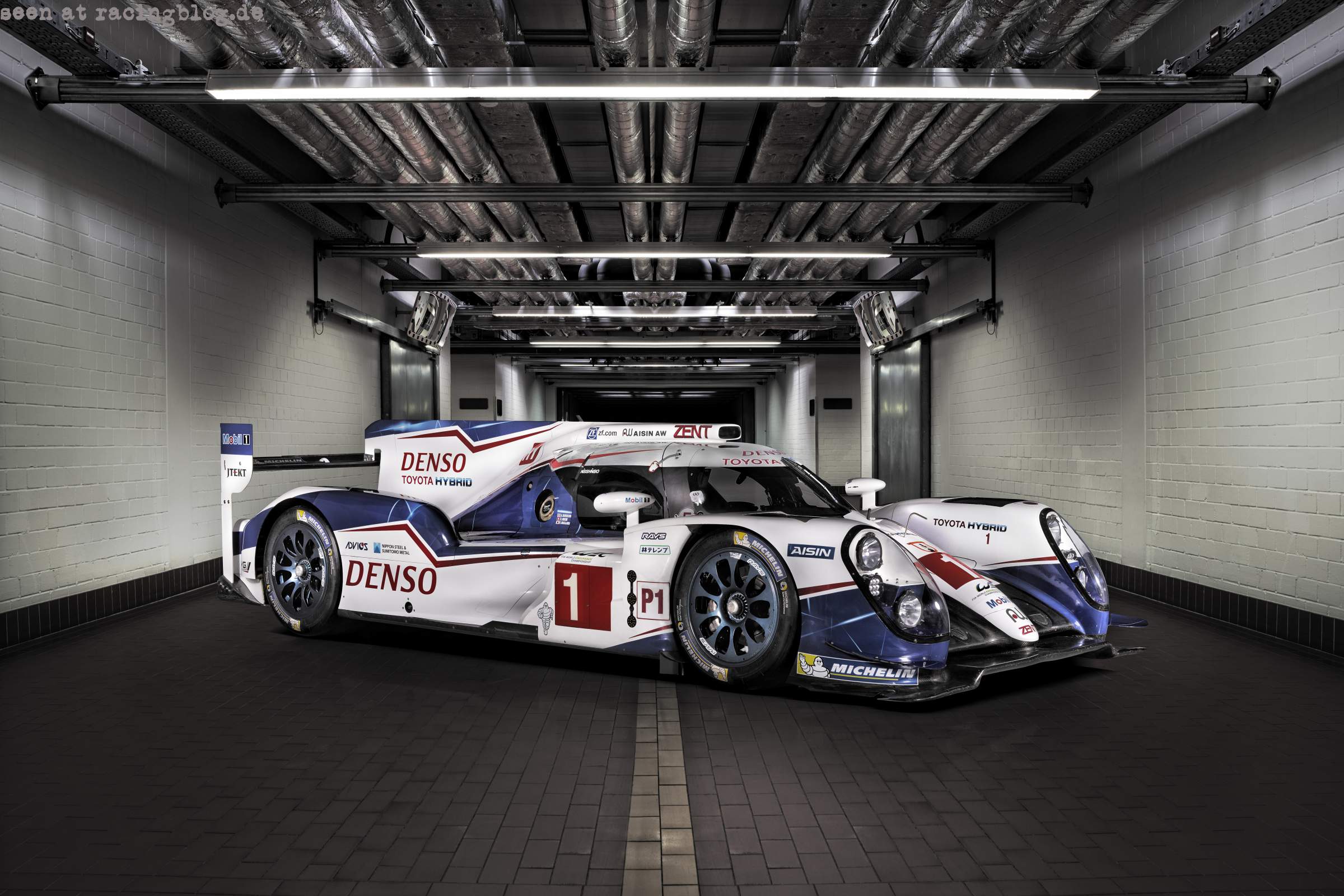 Toyota_TS040_LMP1_201516 Toyota TS040 2015