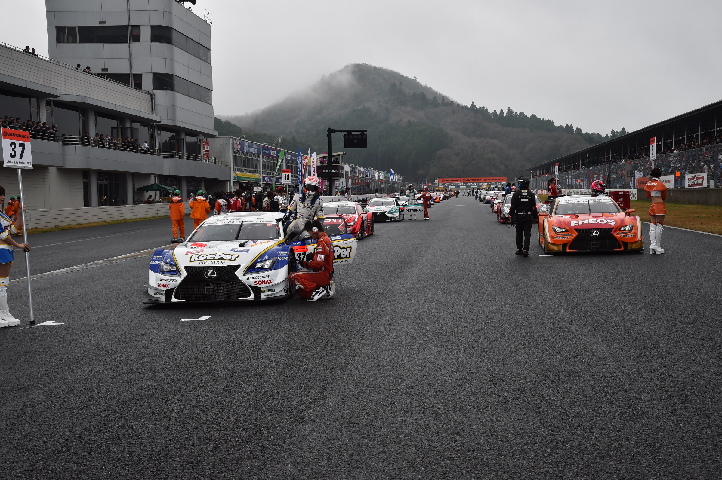 Super GT Okayama 2015 Grid 2