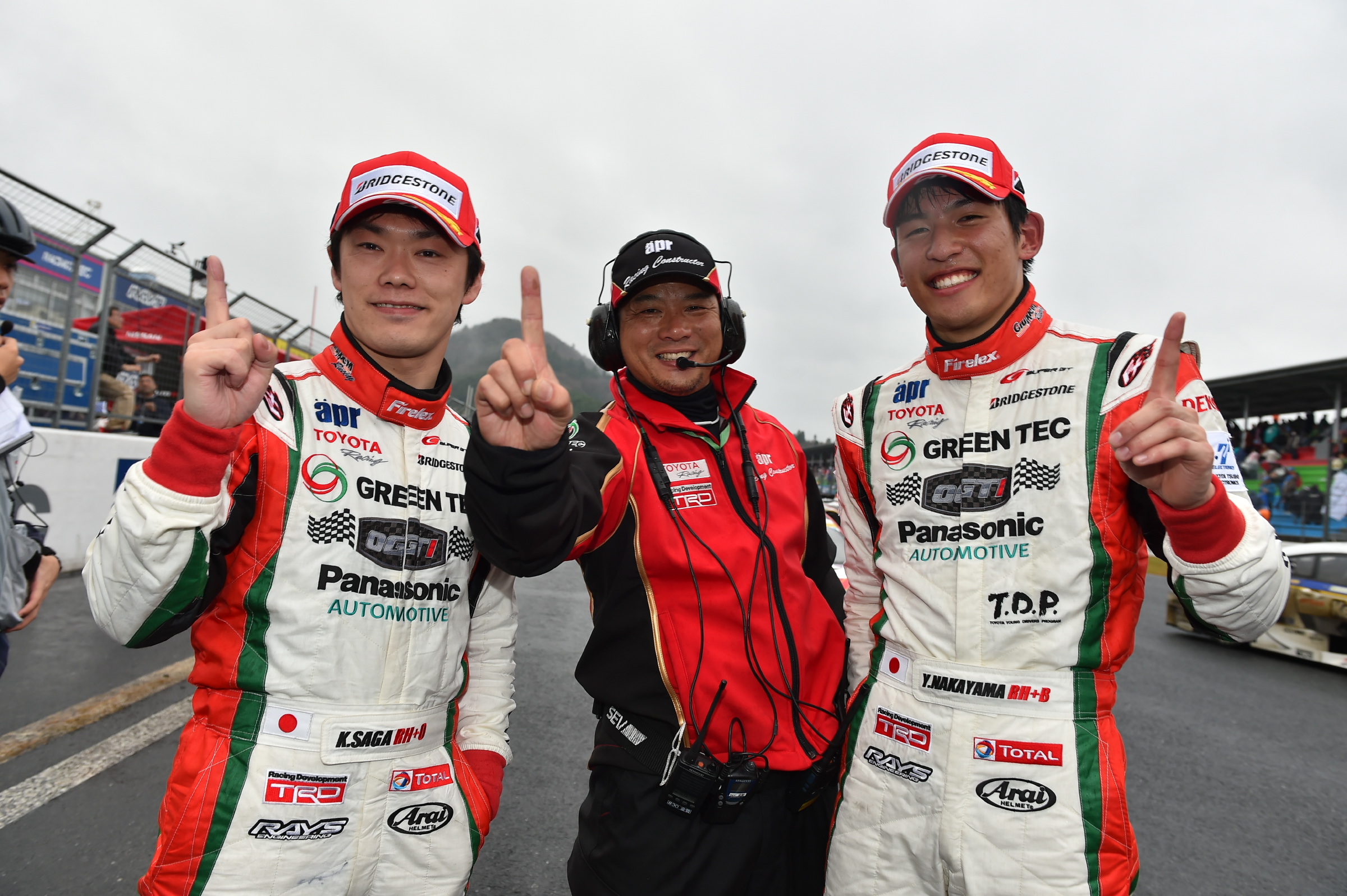 Super GT Okayama 2015 Koki Saga Yuichi Nakayama