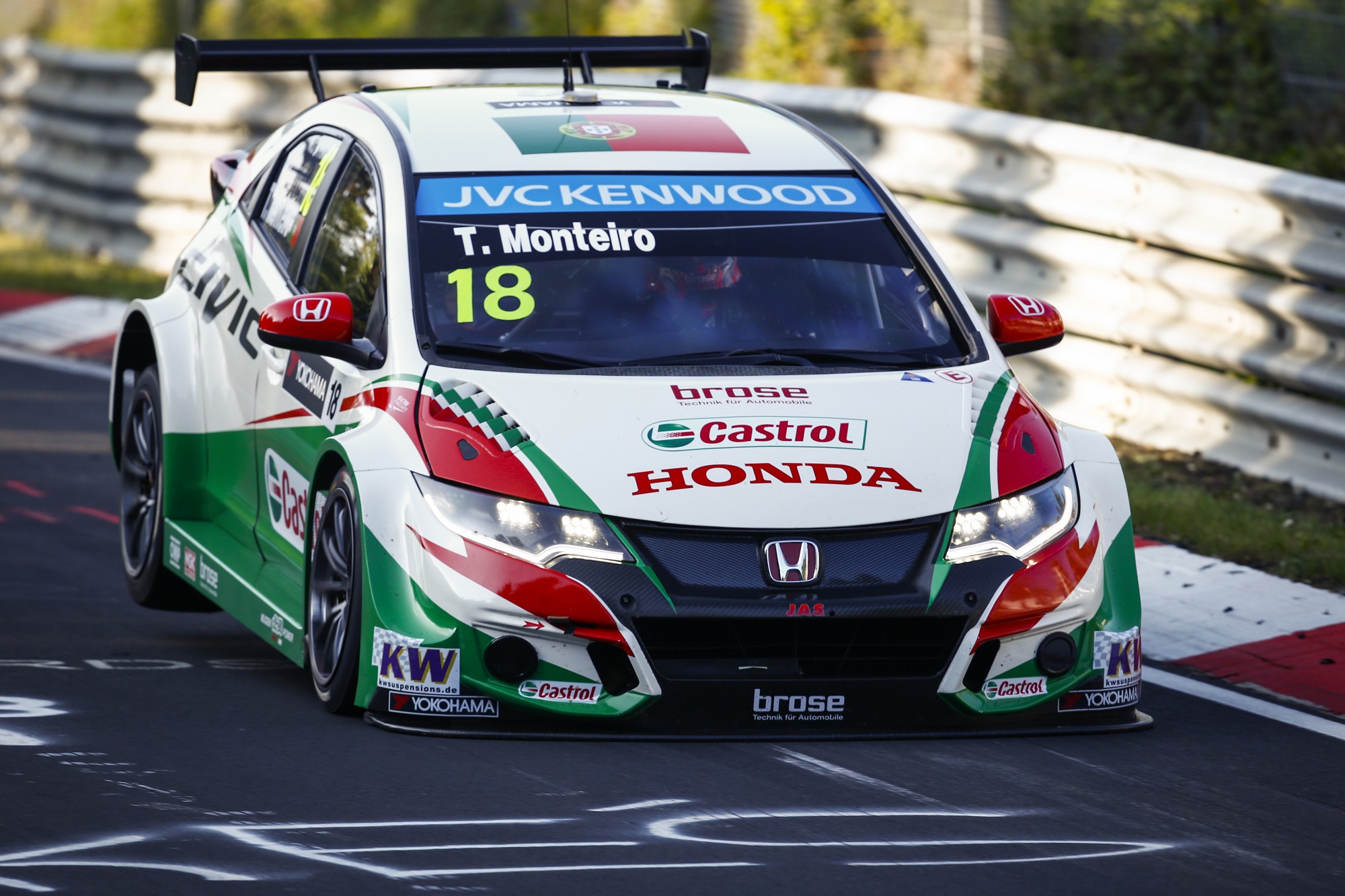 AUTO – WTCC NURBURGING 2015