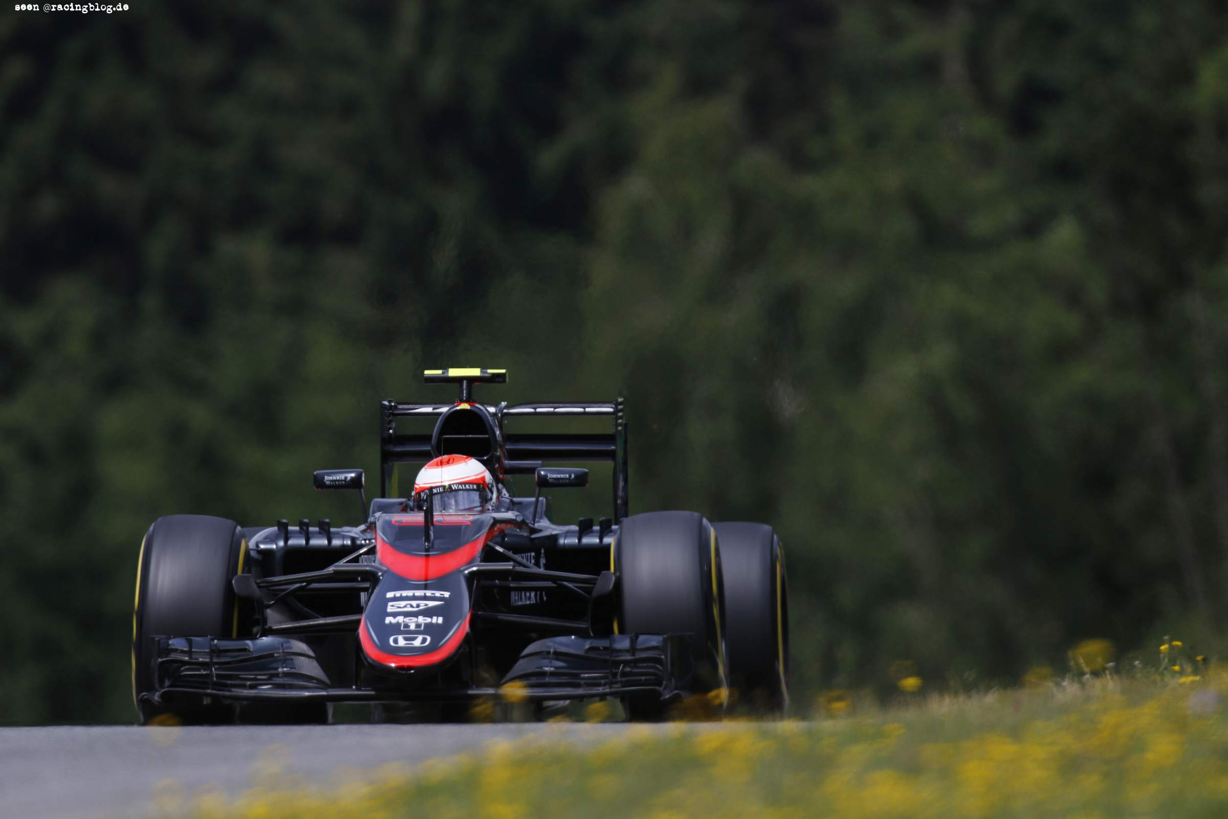 Jenson Button on track. GP von Österreich 2015