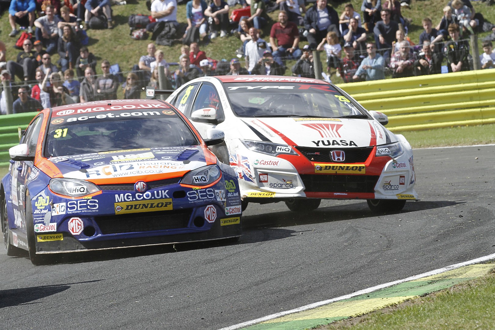 Jack Goff (GBR) Triple Eight MG6 GT
