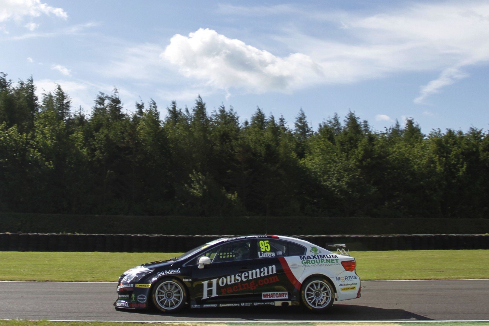 Stewart Lines (GBR) Houseman Racing Toyota Avensis