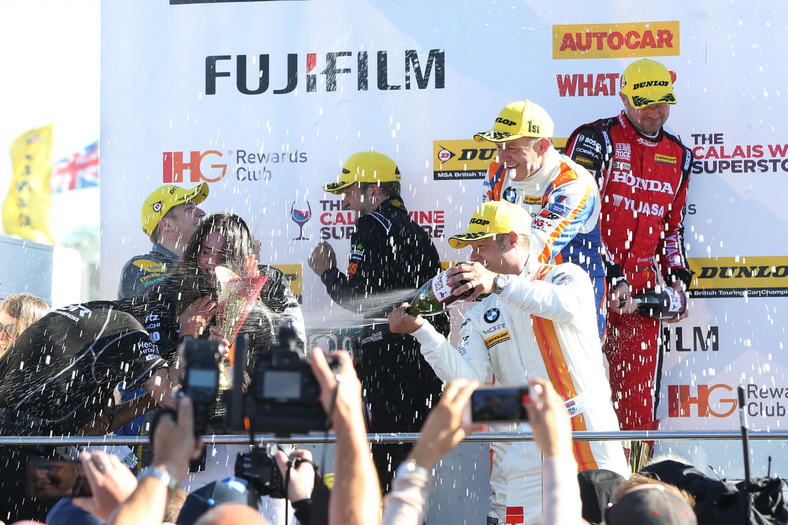 PodiumR3-4-2