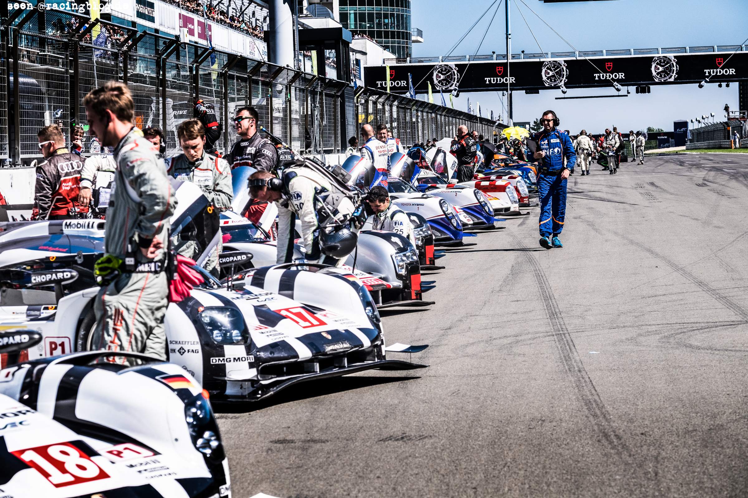 Grid and Start of Race – 6 Hours of Nurburgring at Nurburgring Circuit – Nurburg – Germany FIA WEC