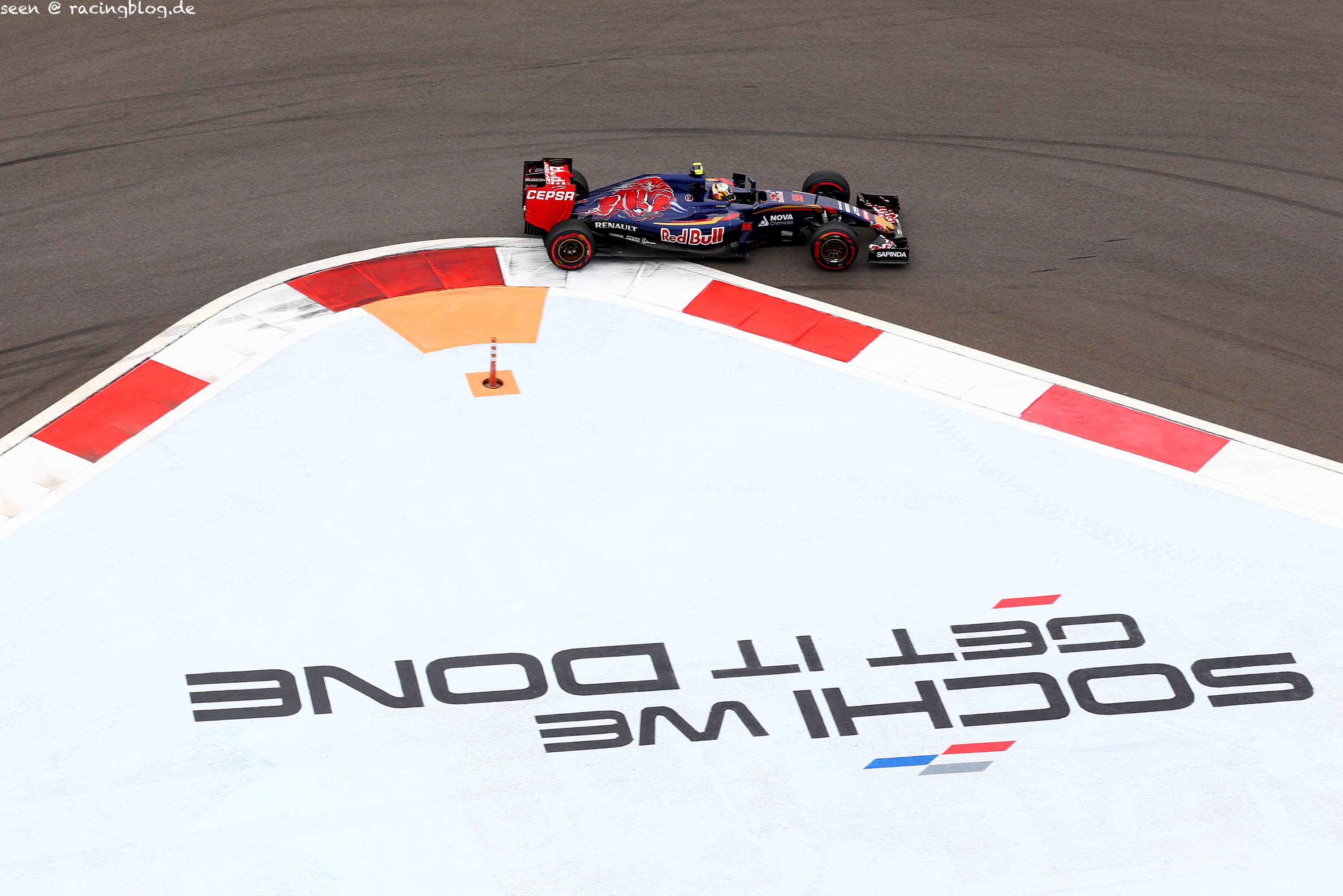 F1_Russia_Race_2015_08