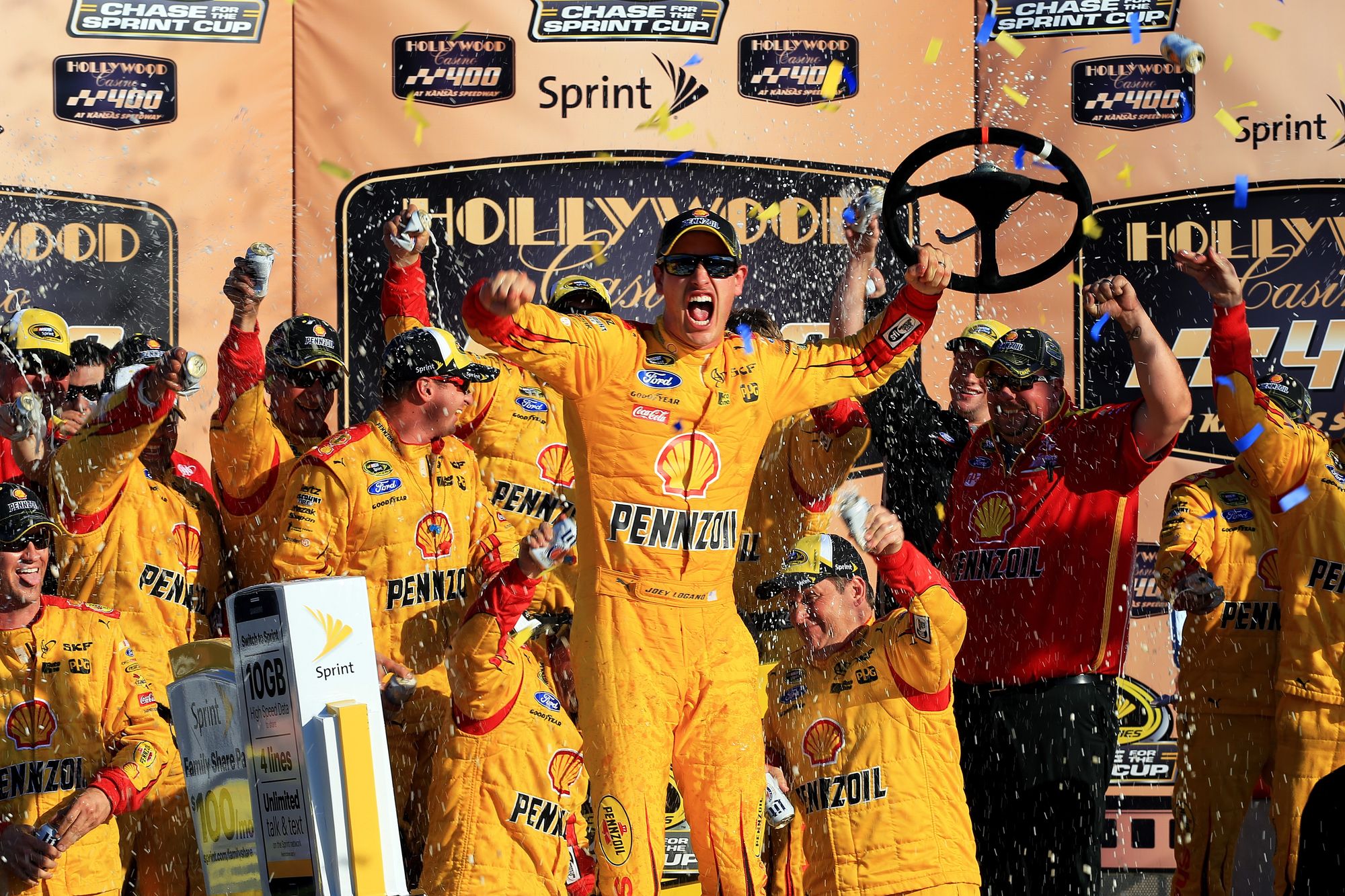 KS_NSCS_Logano_VL_101815
