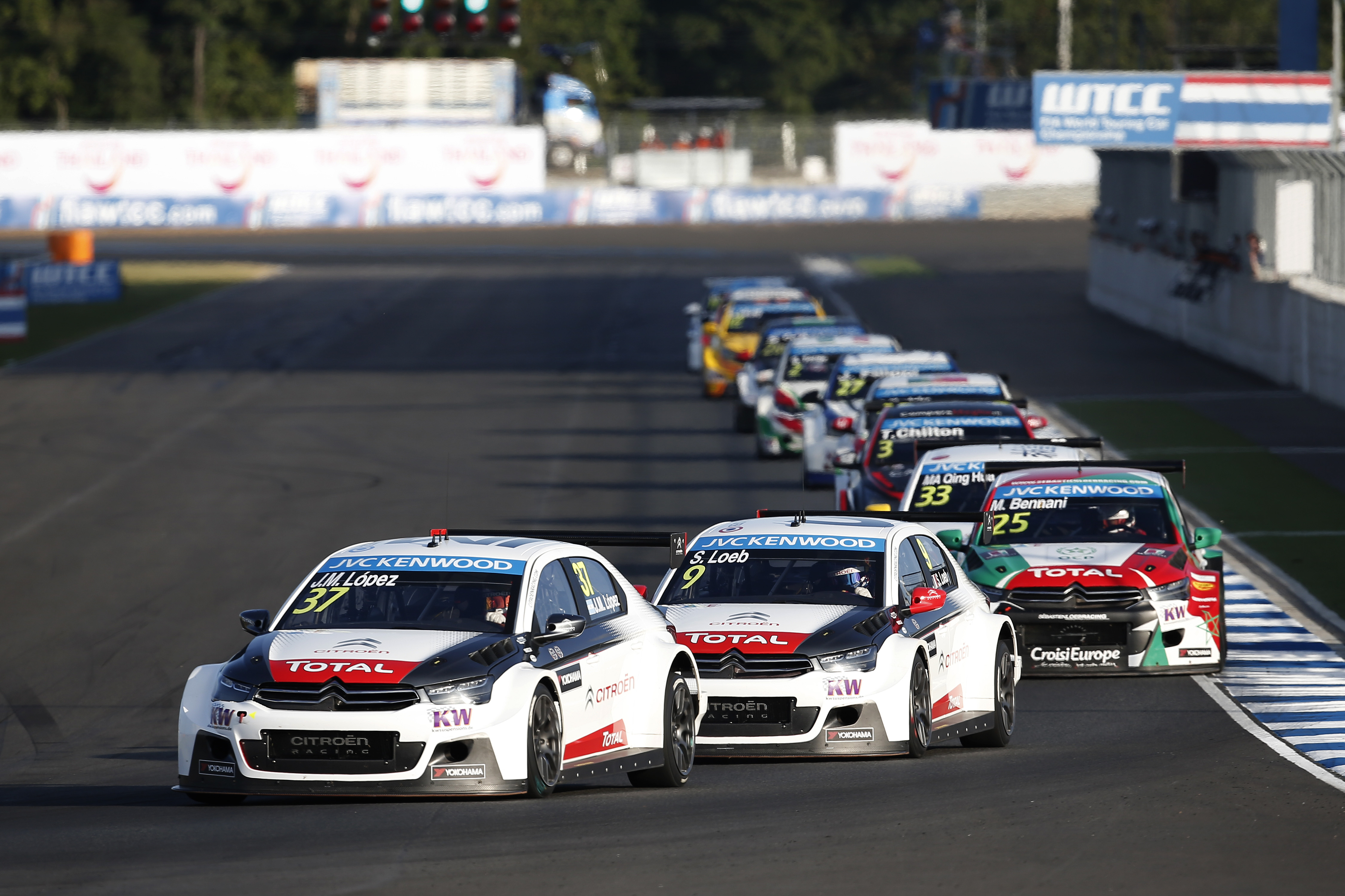 AUTO – WTCC BURIRAM 2015