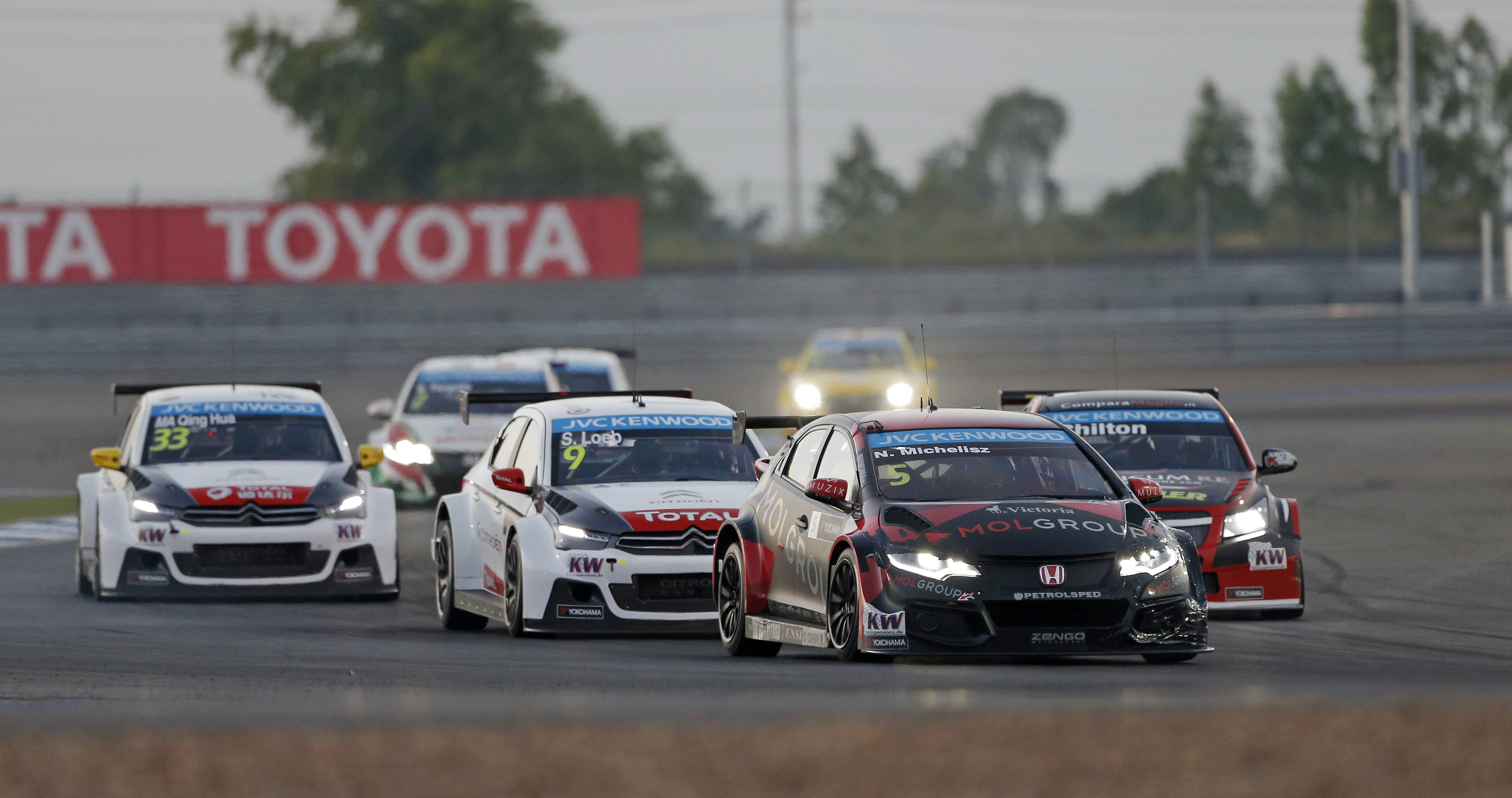 AUTO – WTCC BURIRAM 2015