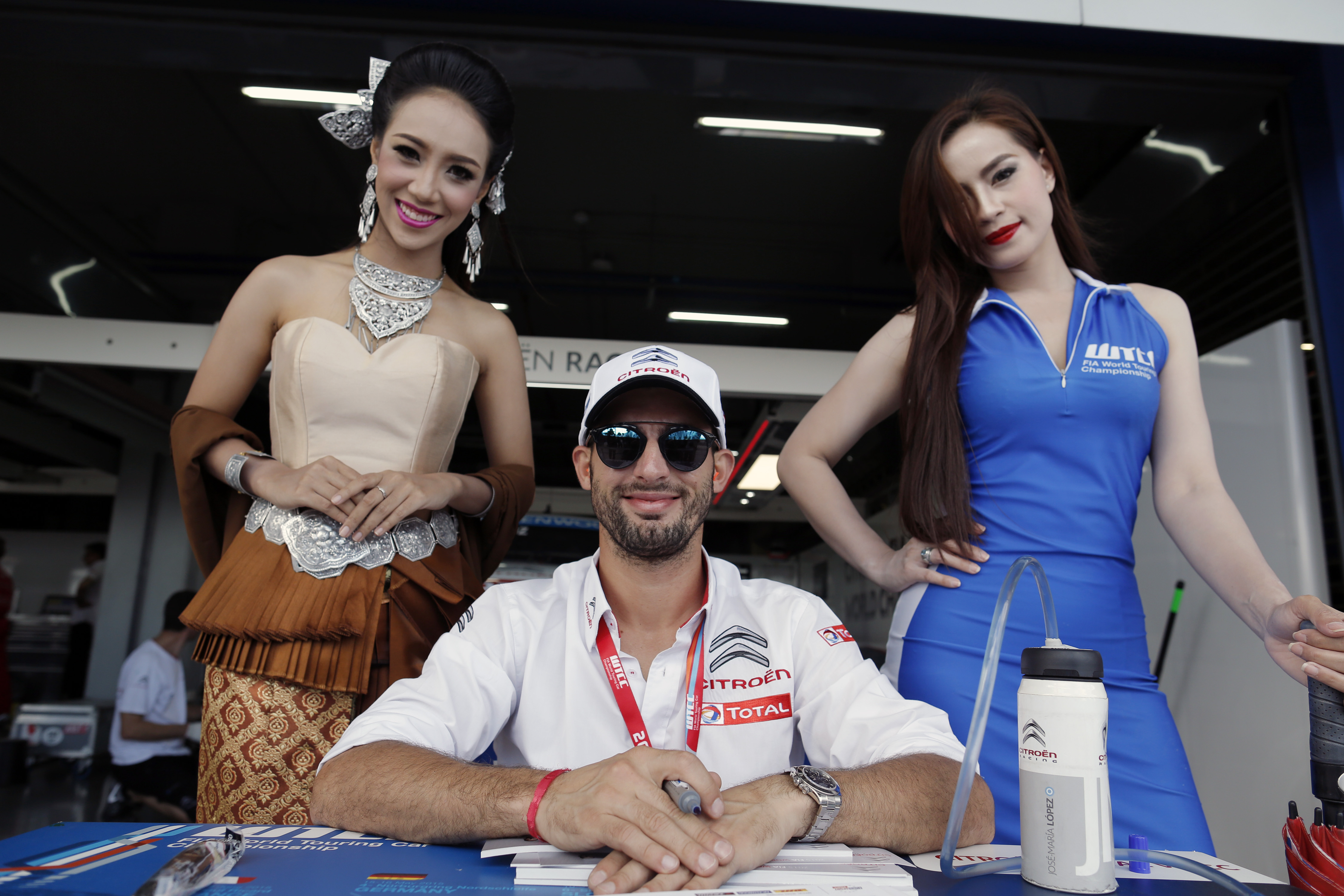AUTO – WTCC BURIRAM 2015
