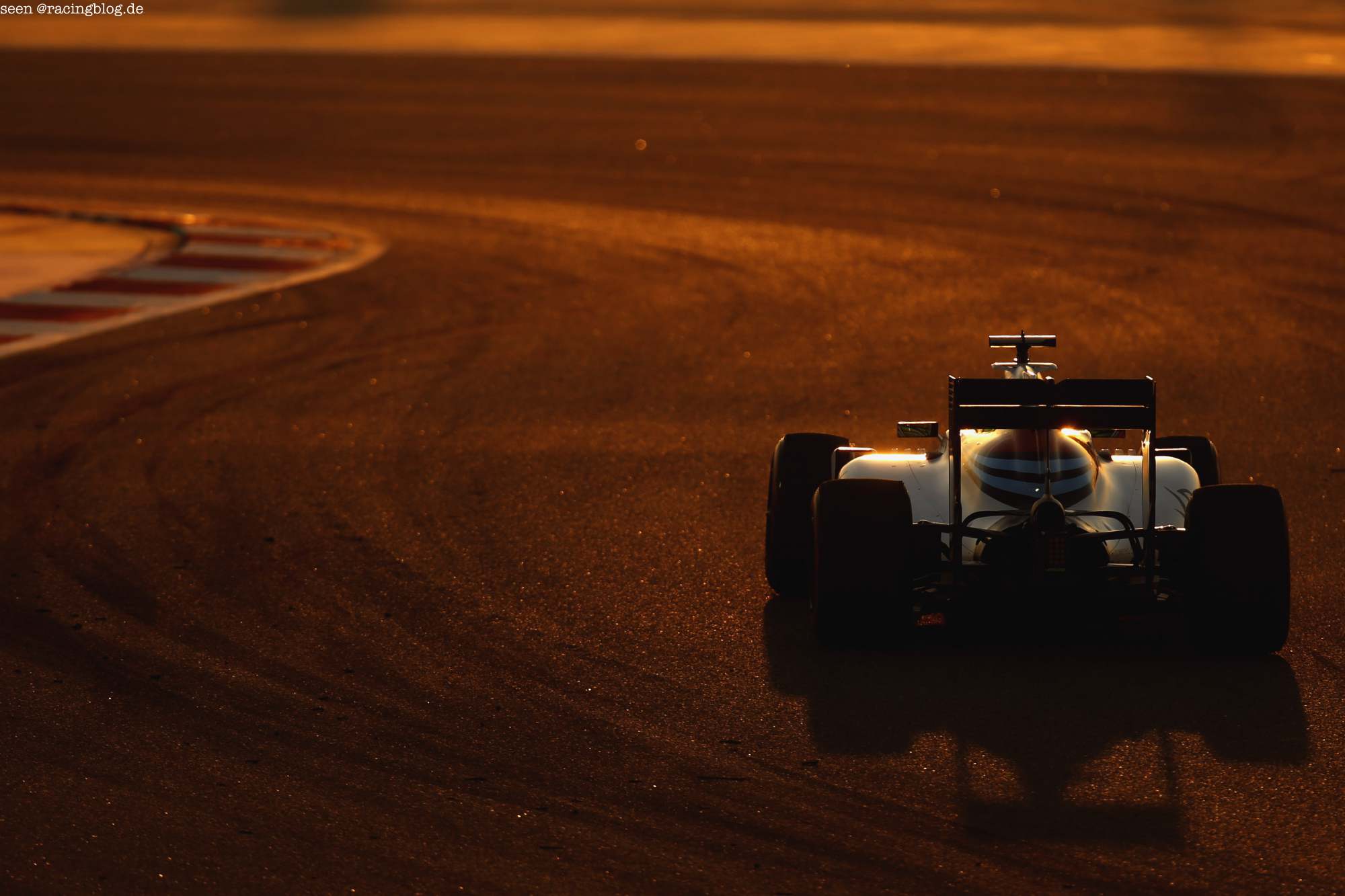 F1_Bahrain_Race_2016_26